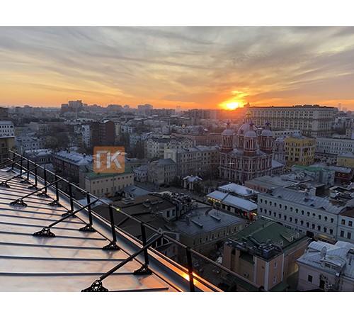 Ограждение кровли парапет угловое H=1200мм L=3000мм (4 Трубы)